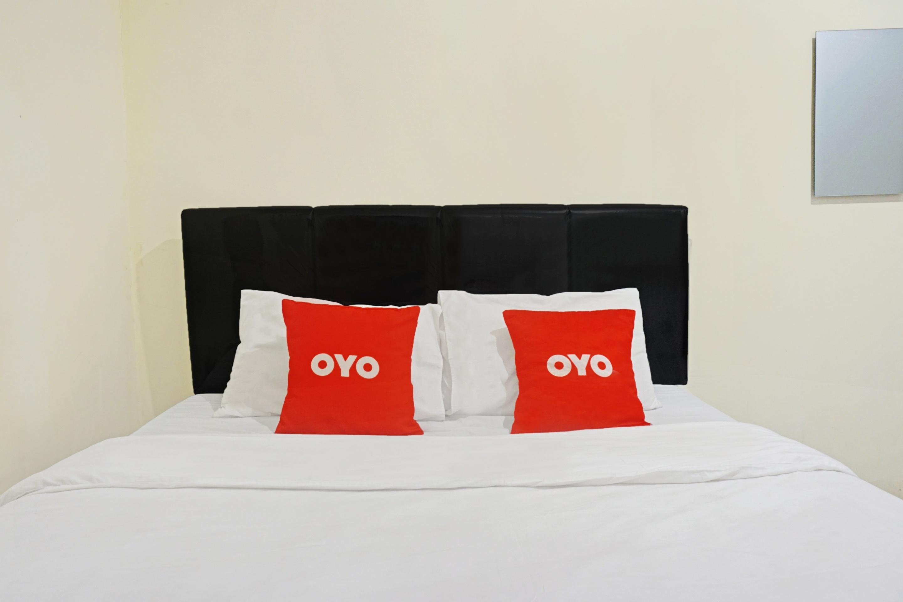 Oyo1868普拉姆卡j和b客房酒店 雅加达 外观 照片